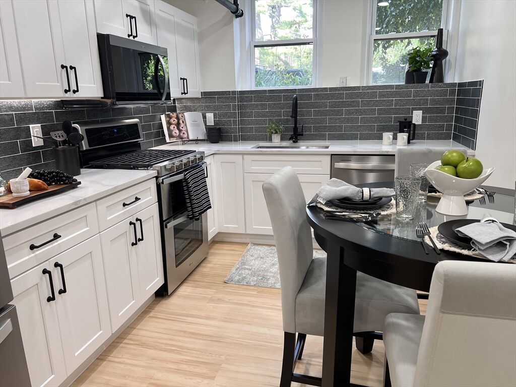 Property Photo:  52 Garden St B2  MA 02138 