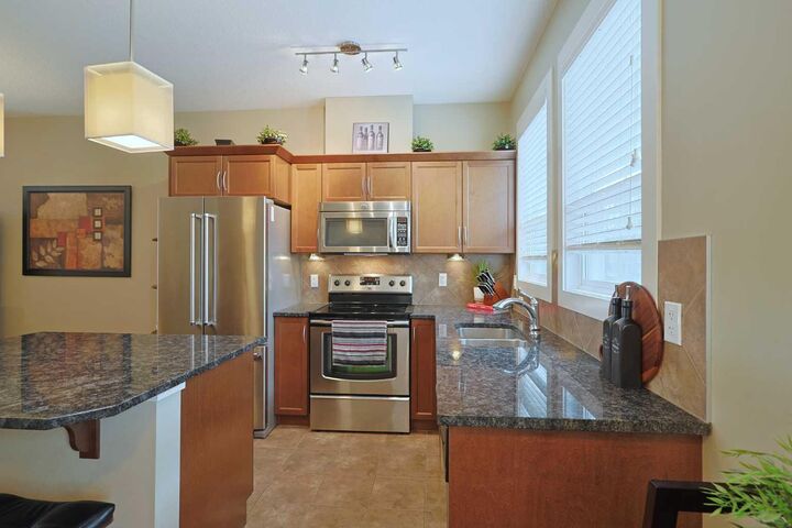 Property Photo:  505 Evanston Square NW  AB T3P 0G9 