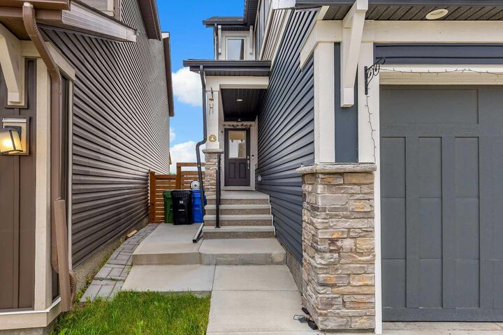 Property Photo: 176 Howse Crescent NE AB T3P 1L5