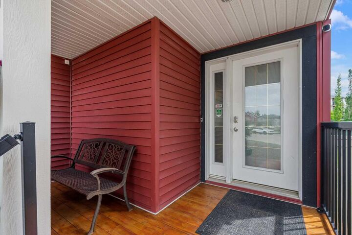 Property Photo:  321 Bayside Place SW  AB T4B 2X5 