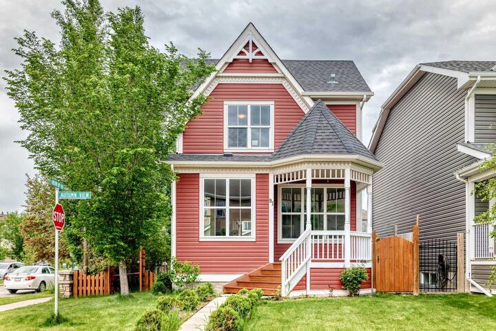 Property Photo: 91 Autumn View SE AB T3M 0P1