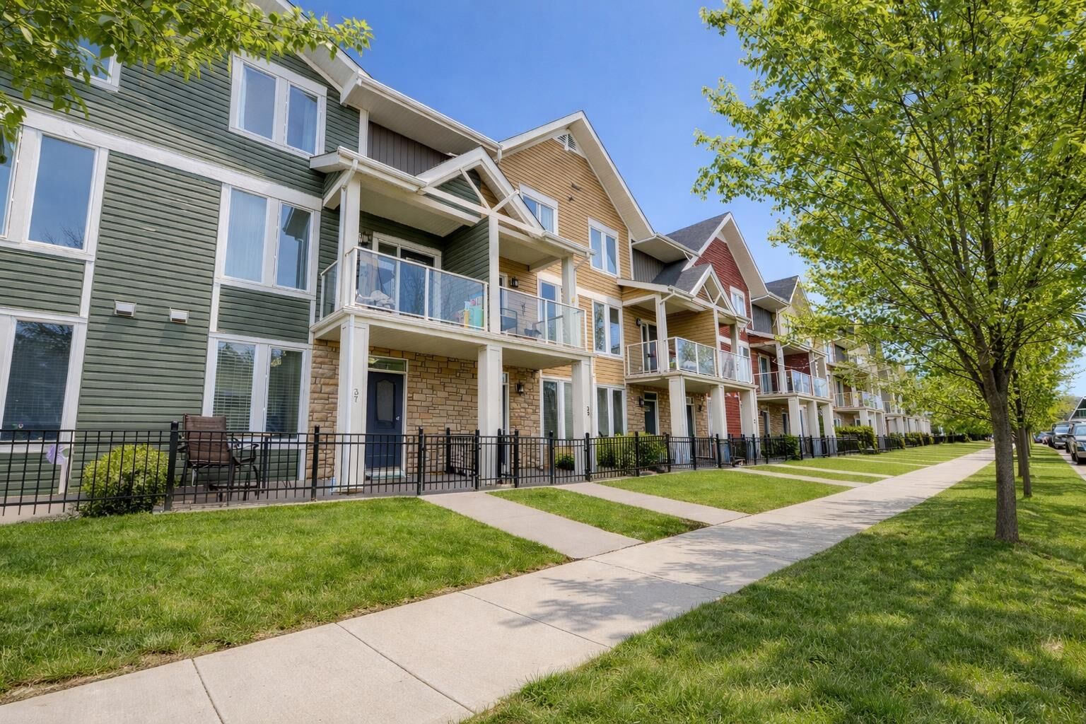 Property Photo:  37 Auburn Bay Link SE  AB T3M 0Y5 