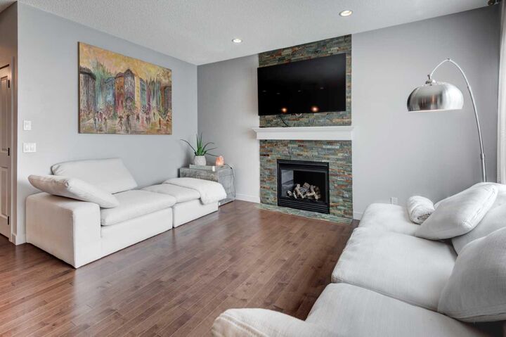 Property Photo:  153 Chaparral Valley Mews SE  AB T2X 0V9 
