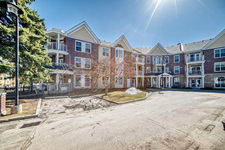 Property Photo:  3000 Marda Link SW 261  AB T2T 6C8 