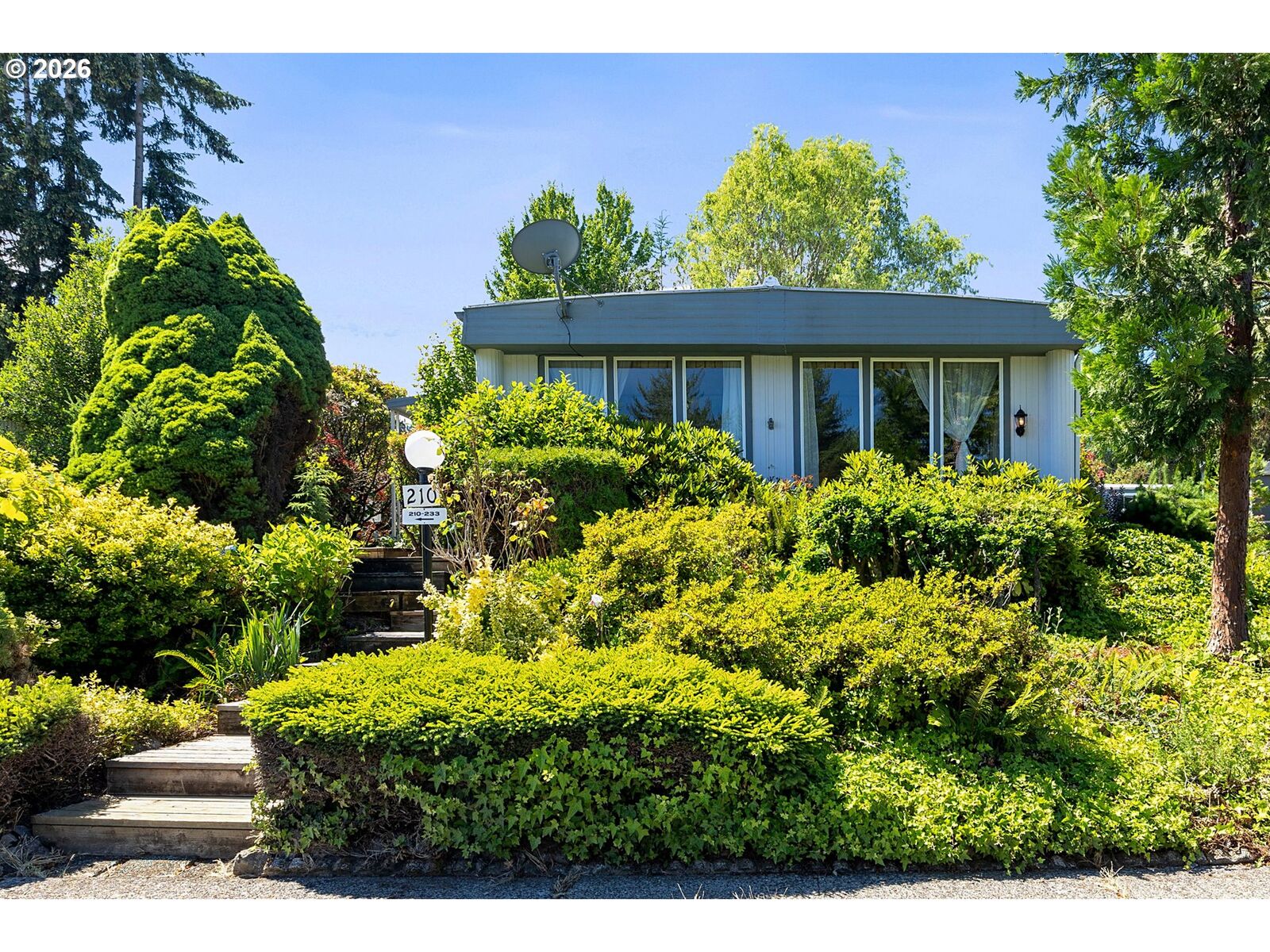 Property Photo:  6900 SW 195th Ave 210  OR 97007 