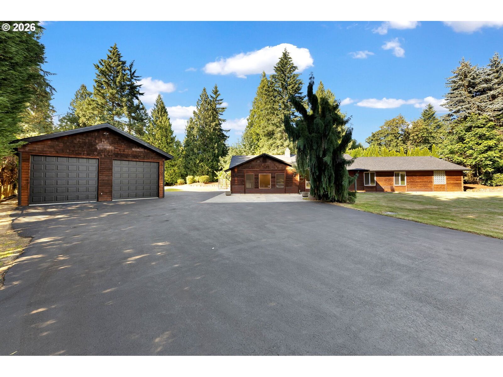 Property Photo: 4012 NE 110th St WA 98686