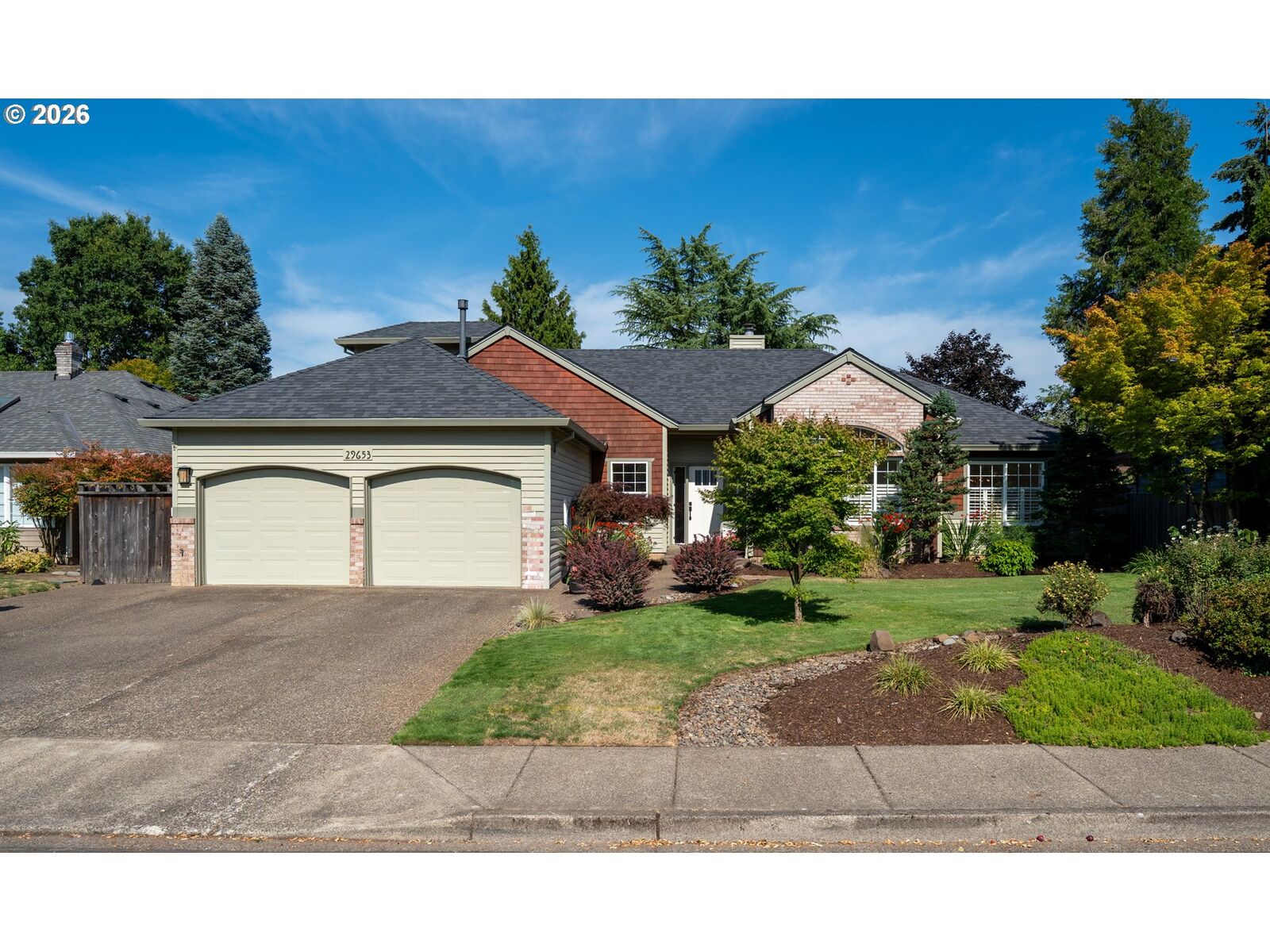 Property Photo:  29653 SW Camelot St  OR 97070 