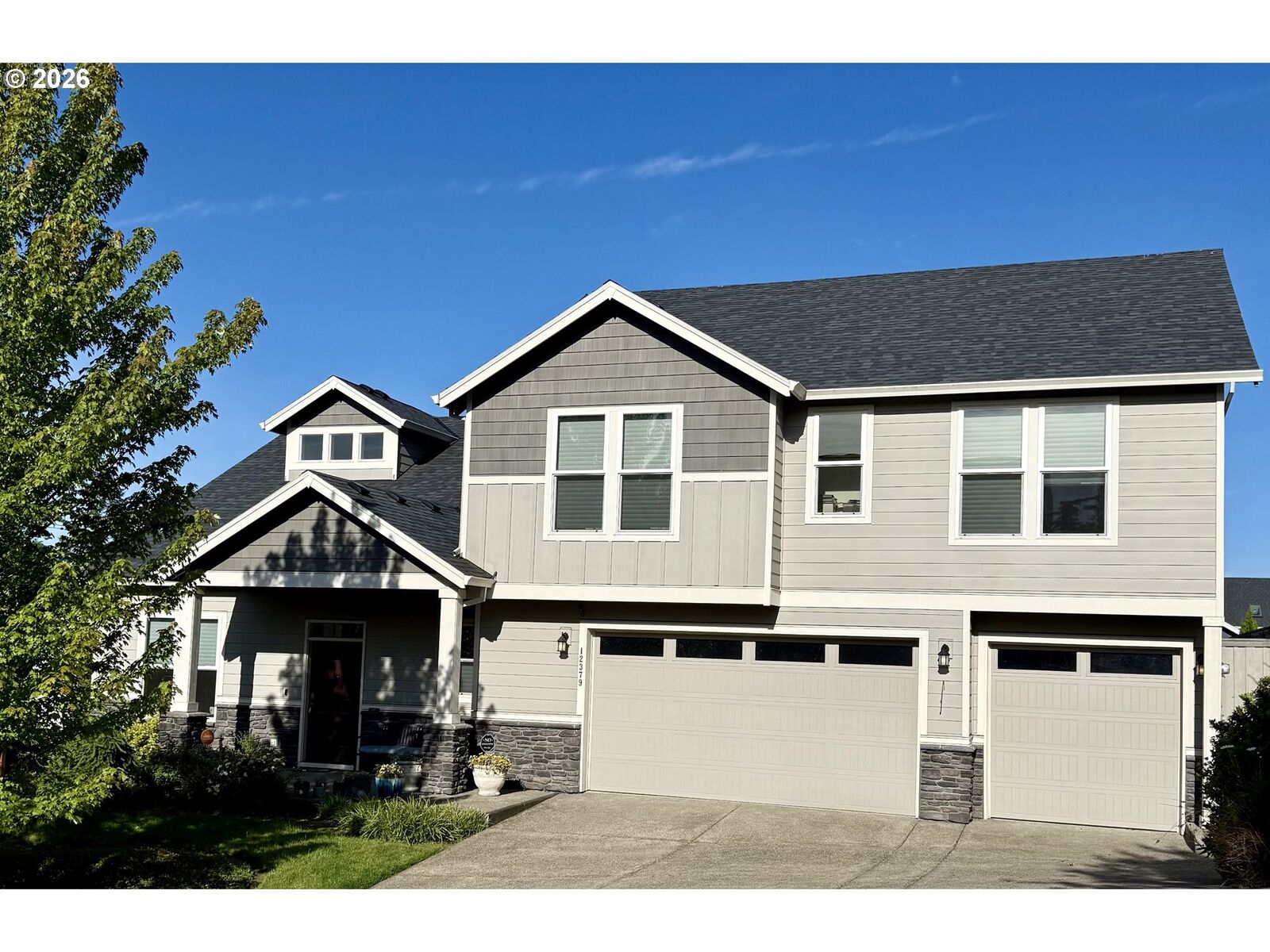 Property Photo:  12379 SE 143rd Pl  OR 97086 
