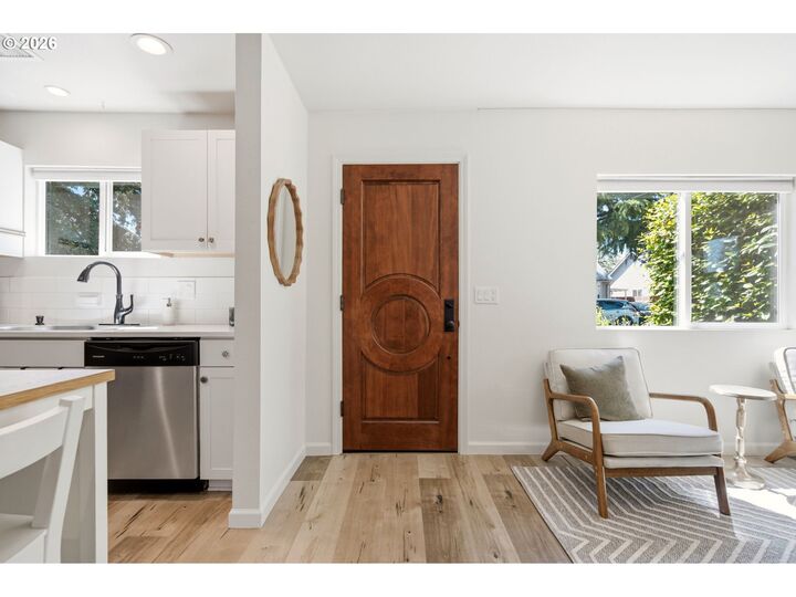 Property Photo: 7724 SE 65th Ave OR 97206