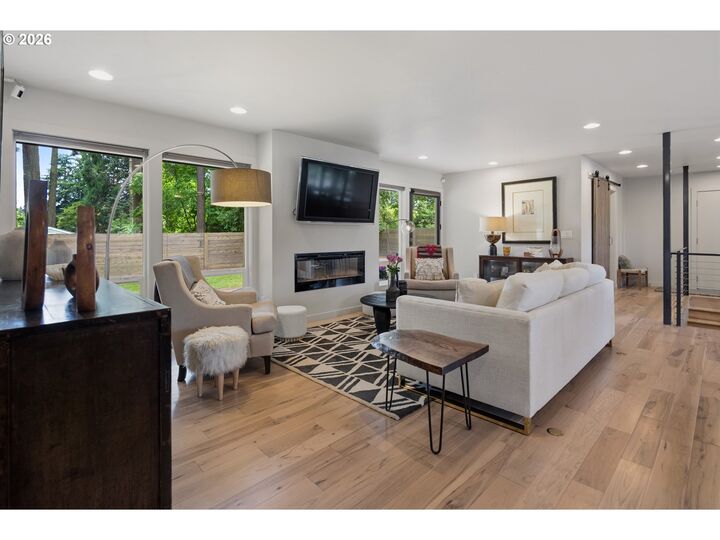 Property Photo: 1003 NW 62nd St WA 98663