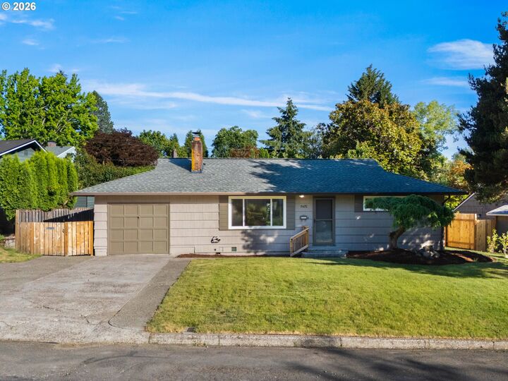 Property Photo:  6472 SW 46th Pl  OR 97221 