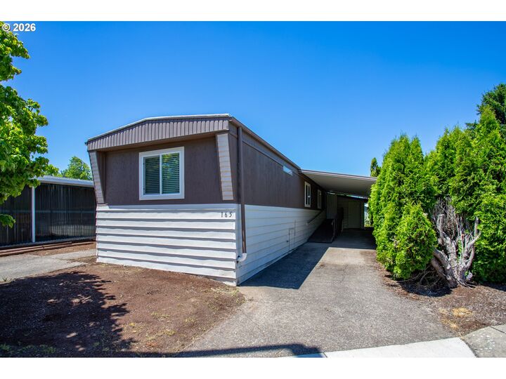 Property Photo:  1199 N Terry St 165  OR 97402 