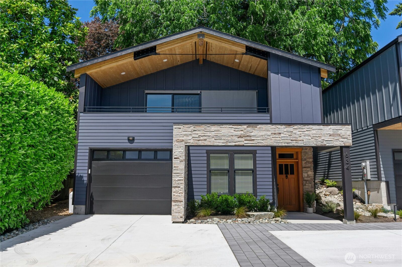 Property Photo: 634 11th Avenue WA 98033