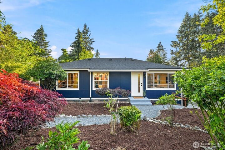 Property Photo: 17211 3rd Avenue NE WA 98155