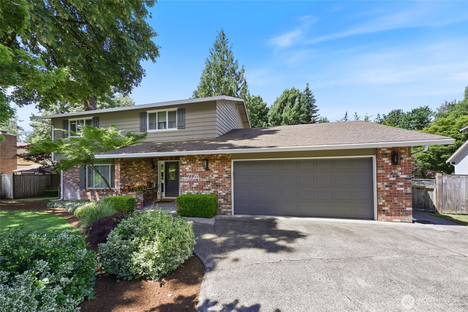 Property Photo:  2725  Raintree Court SE  WA 98501 
