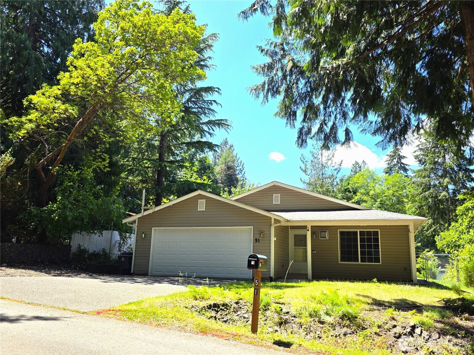 Property Photo:  51 SE Cabana Avenue  WA 98584 