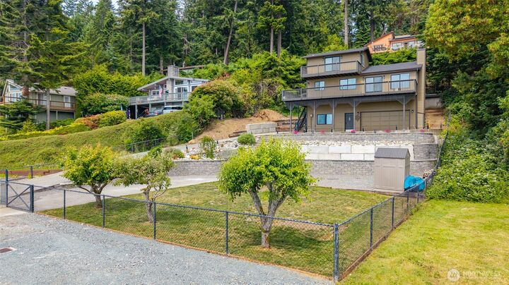 Property Photo:  2123  Stoney Beach Lane  WA 98277 