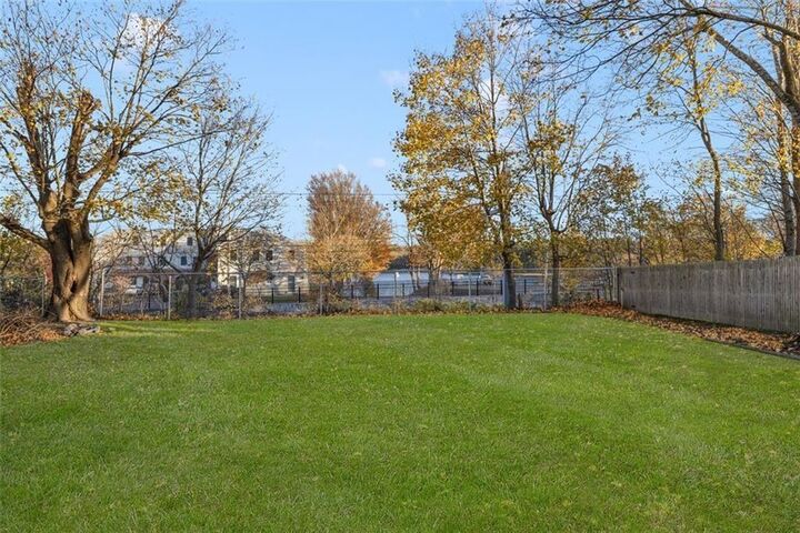 Property Photo:  208 Marlborough Street 4  RI 02818 