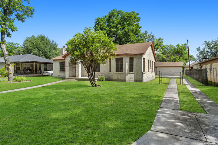 Property Photo:  123 Rosemont  TX 78228 