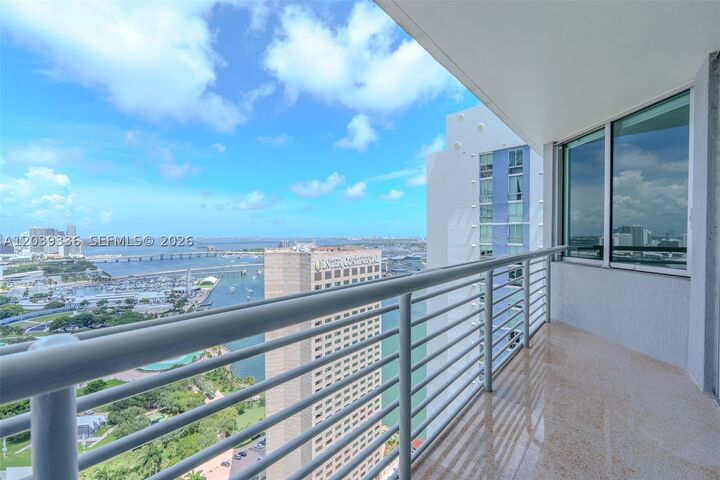 Property Photo:  325 S Biscayne Blvd 4122  FL 33131 