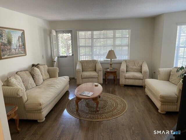 Property Photo: 601 Foxboro Drive 601 CT 06851