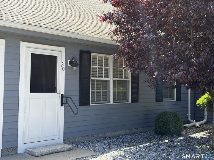 Property Photo: 20 Plymouth Court 20 CT 06413