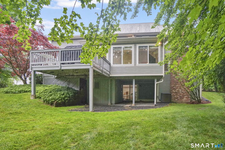 Property Photo: 10 Sidney Way 10 CT 06070