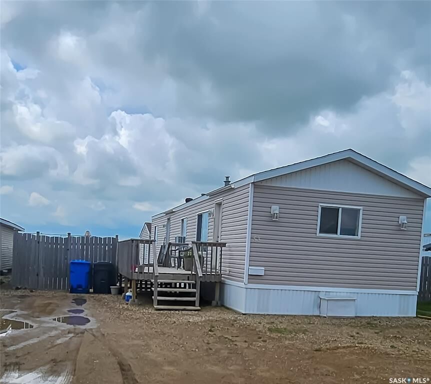 Property Photo:  106 1st Avenue SW 53  SK S4H 2J1 