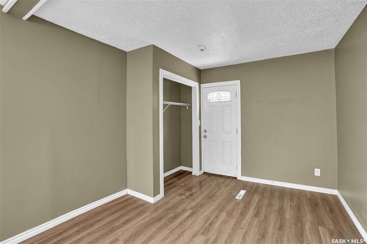 Property Photo: 1146 Robinson Street SK S4T 2M9