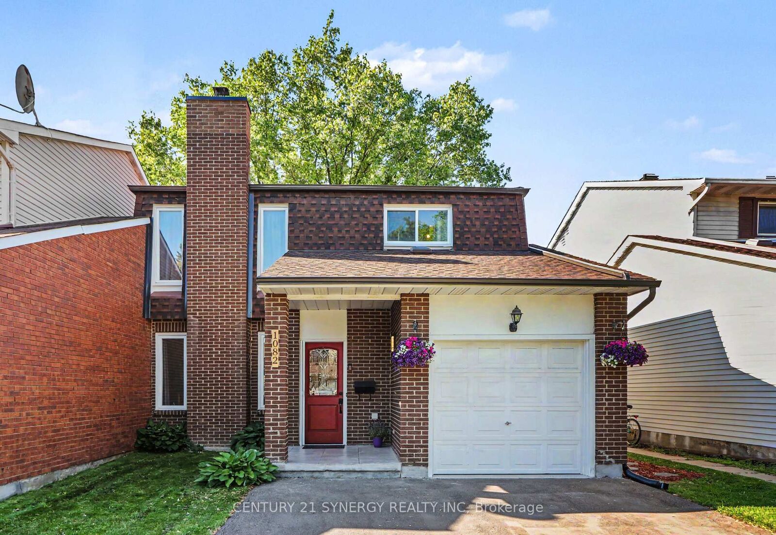 Property Photo: 1082 Taffy Lane ON K1C 1Y5