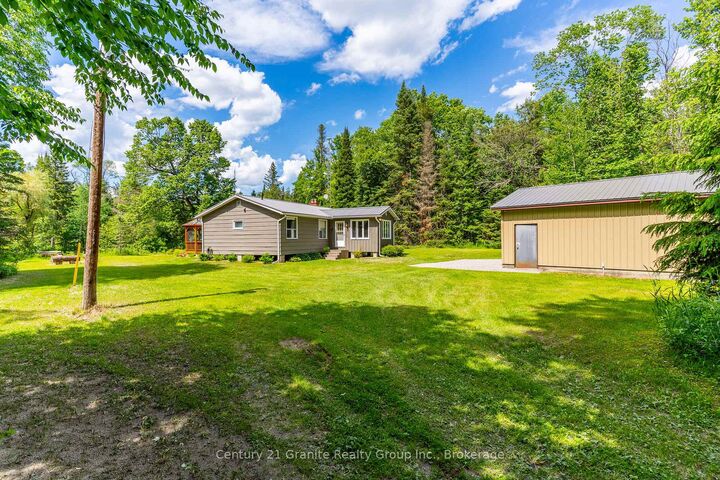 Property Photo:  1075 Hobbits Lane  ON K0M 2A1 