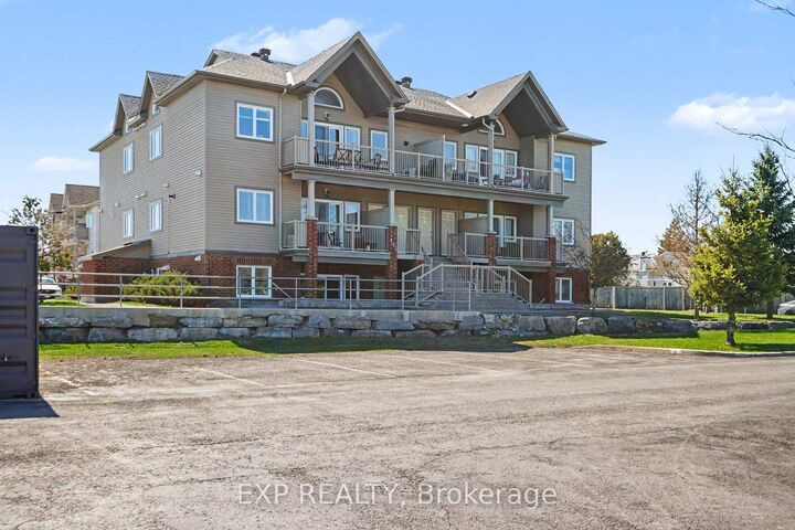 Property Photo: 135 Harthill Way J ON K2J 5V1