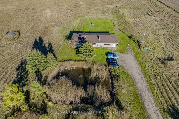 255505 9th Line — photo 1