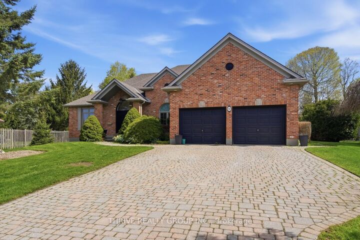 Property Photo: 52 Wynfield Lane ON N6H 5L2