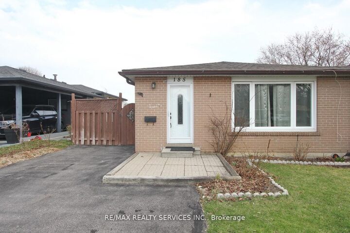 Property Photo: 185 Earnscliffe Circle ON L6T 2B6