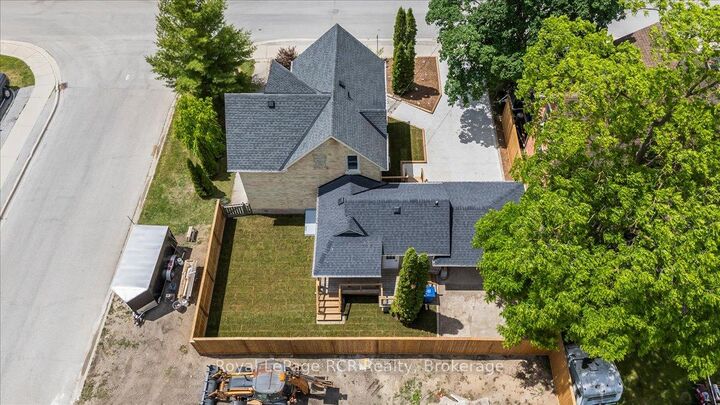 Property Photo: 503 10th Avenue ON N4N 2P2
