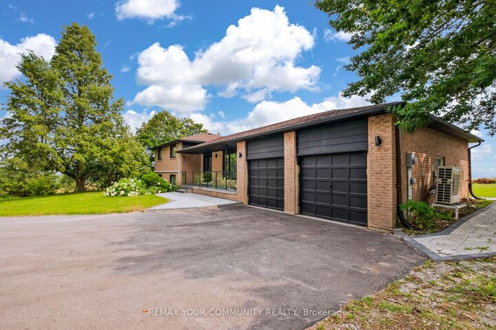 Property Photo: 3211 Eighth Line ON L3Z 3R6