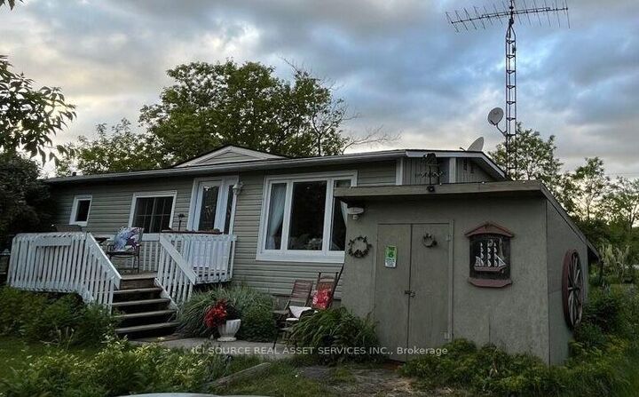 10 Lakeside Drive — photo 1