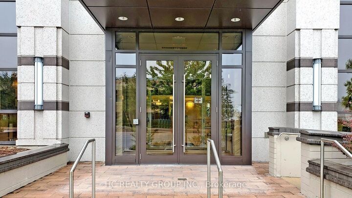Property Photo: 89 South Town Centre Boulevard 1102 ON L6G 0E8