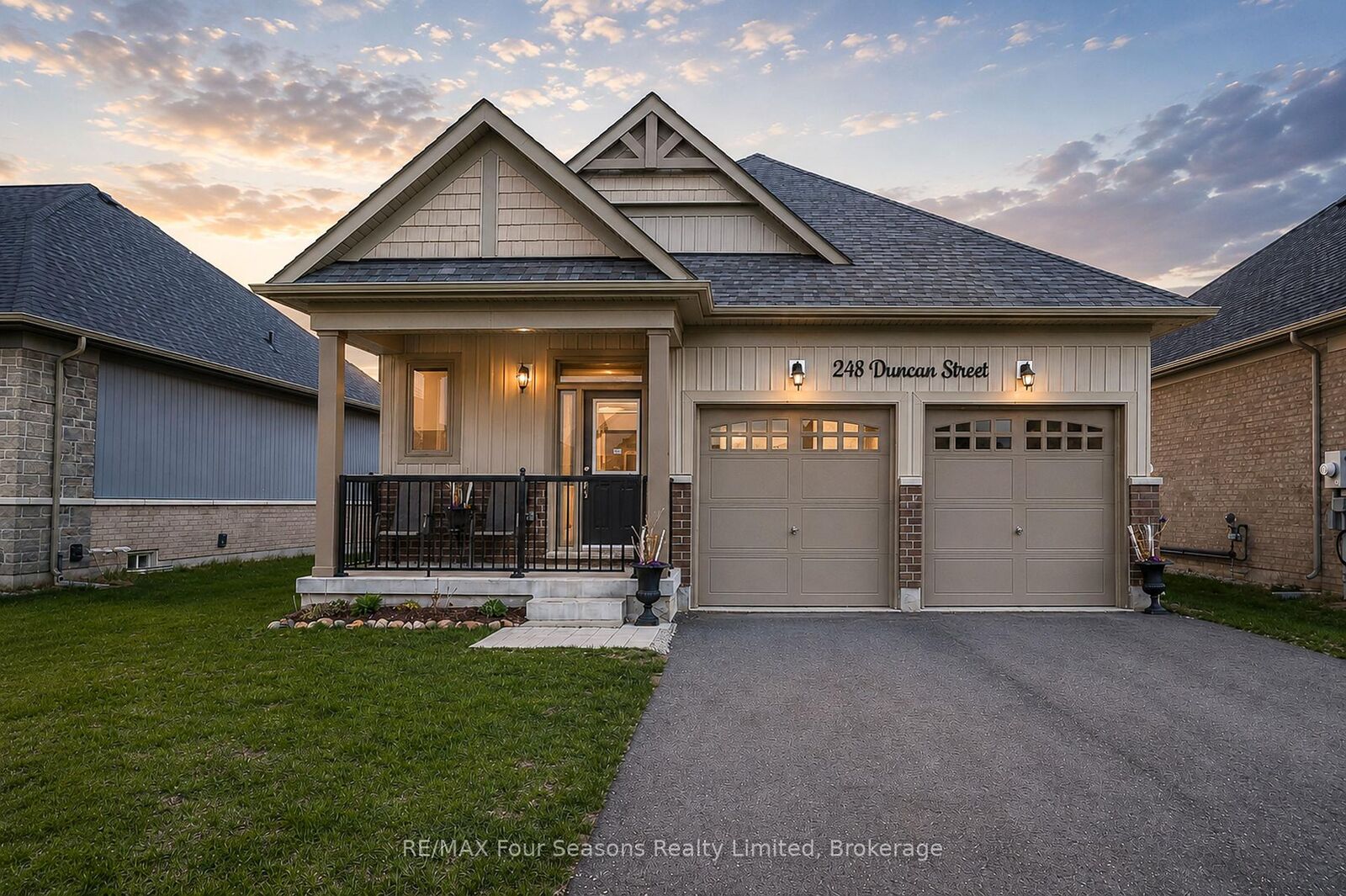 Property Photo: 248 Duncan Street ON L0M 1S0