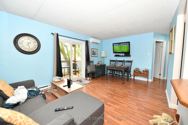 Property Photo:  266 Overlea Drive 206  ON N2M 5N2 