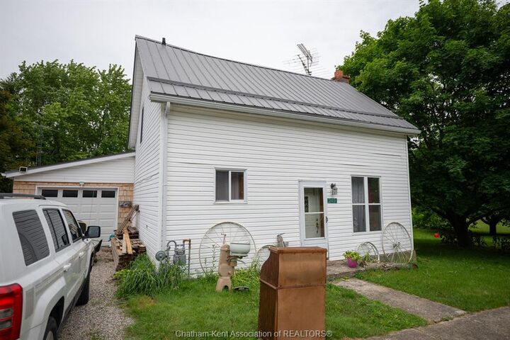 249 Victoria Street — photo 1