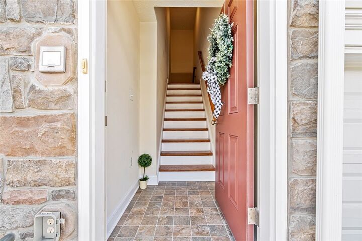 Property Photo: 685 Freedom Drive PA 15106