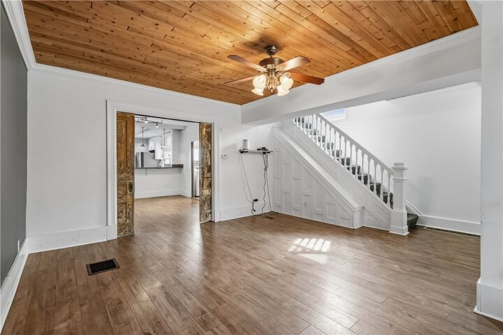 Property Photo:  3003 Cobden St  PA 15203 