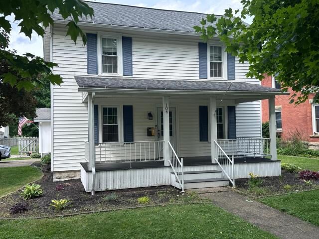 Property Photo:  104 Vine Street  PA 16365 