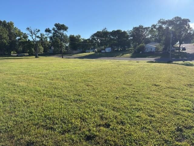 Property Photo: 900 6th St. SD 57062