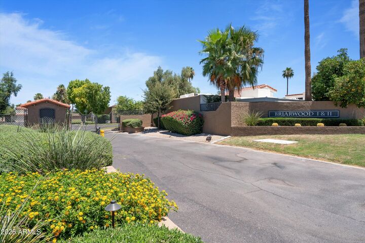 Property Photo:  7308 E Berridge Lane  AZ 85250 
