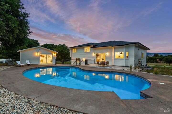 Property Photo:  1100 Gossage Avenue  CA 94952 