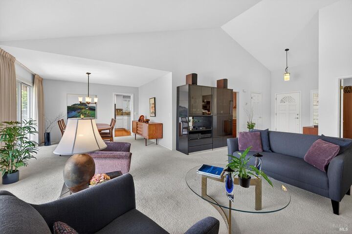 Property Photo: 318 Miramonte Place CA 95409