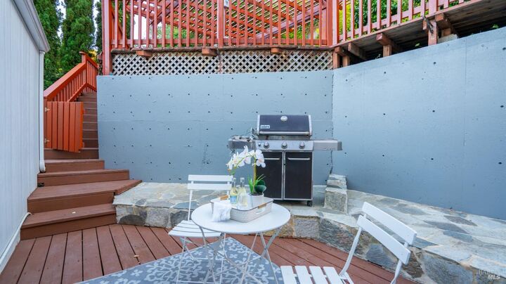 Property Photo: 5595 Estates Drive CA 94618